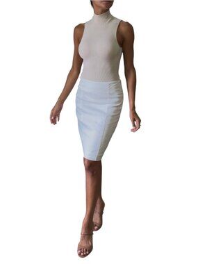 bebe White Paneled Skirt Knee Length 70% Linen Blend Stretch Size 6